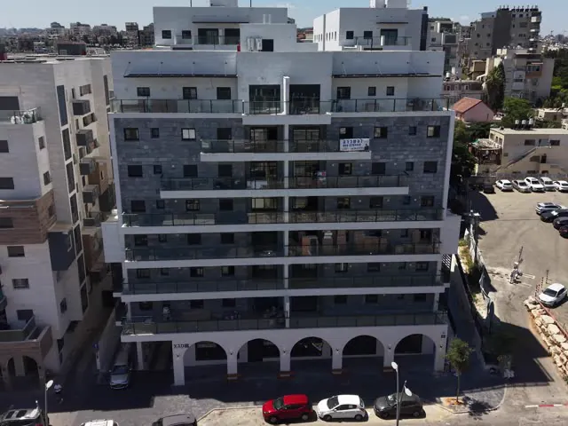 מגדלי מגורים חדשים מלמעלה